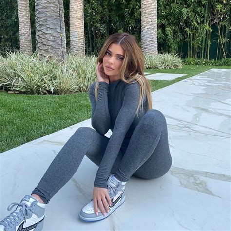 kylie jenner dior jordan